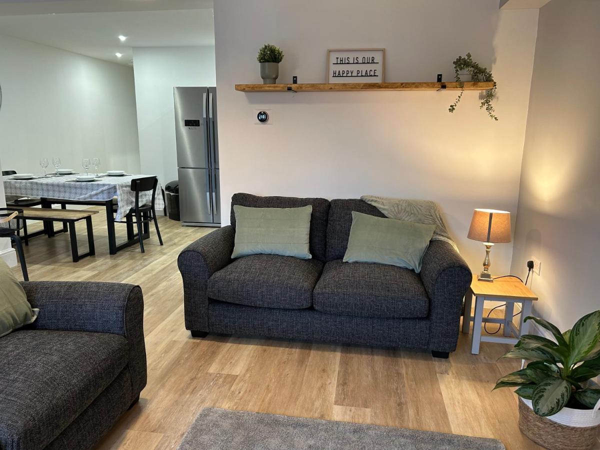 The Old Band Accommodation - Housity