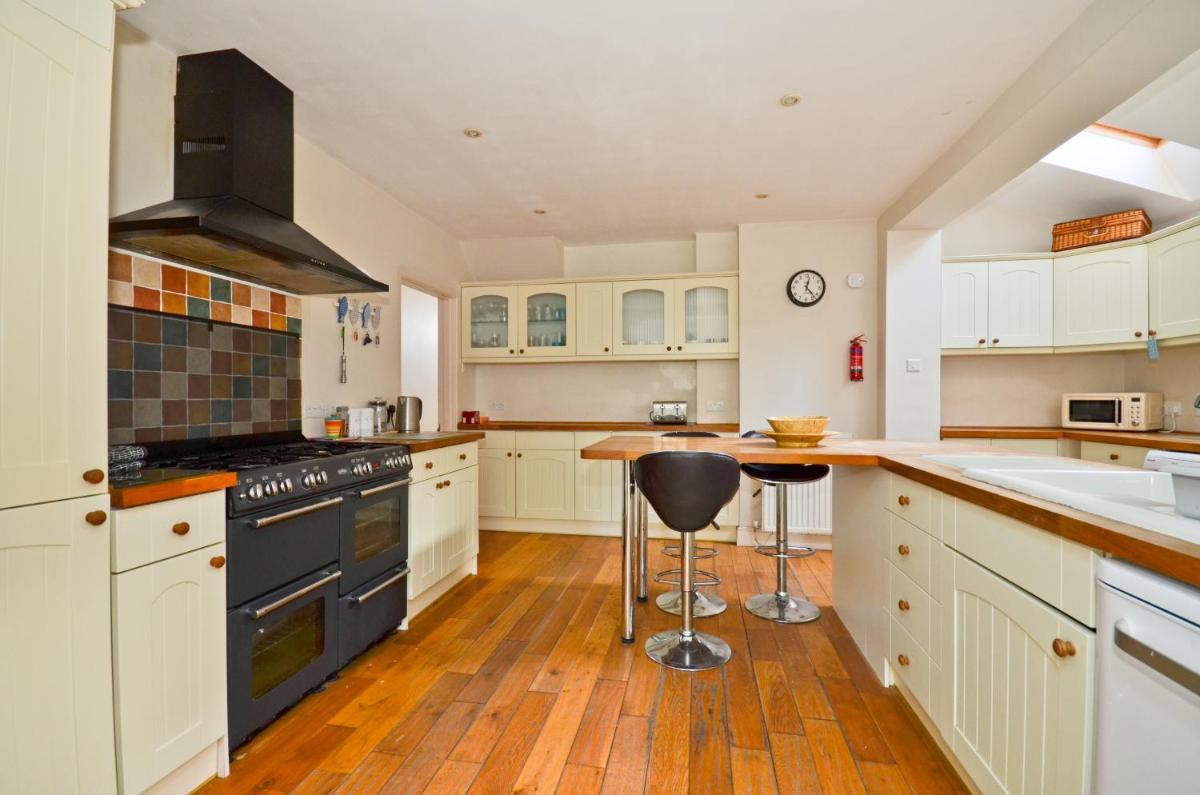 Red House - Isle of Wight - Housity