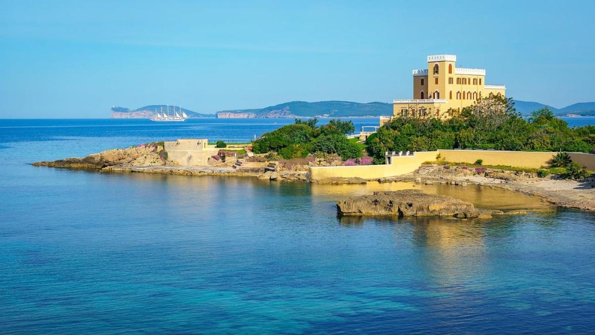 Alghero Villa Tramonto vista mare - Housity