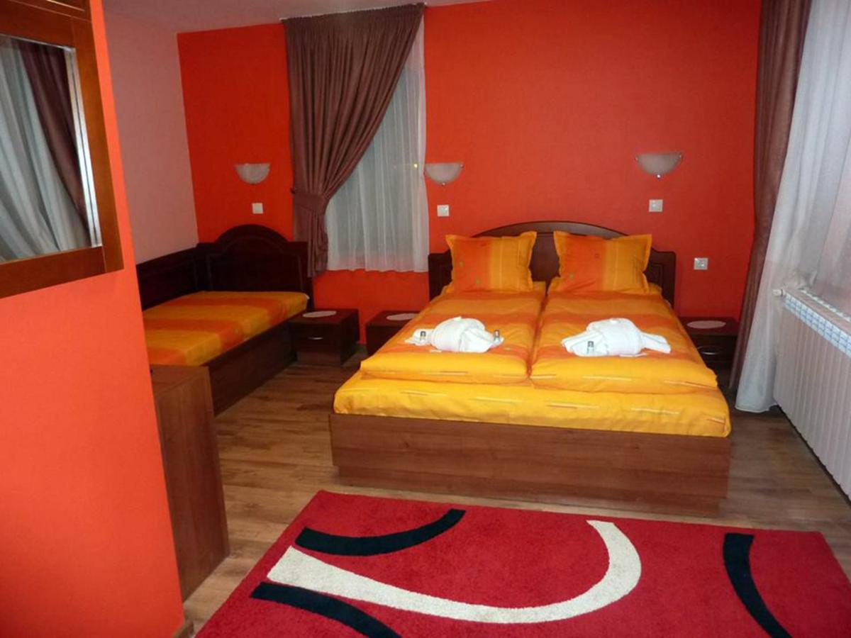 Guest House H Dzhogolanov - Hizvo