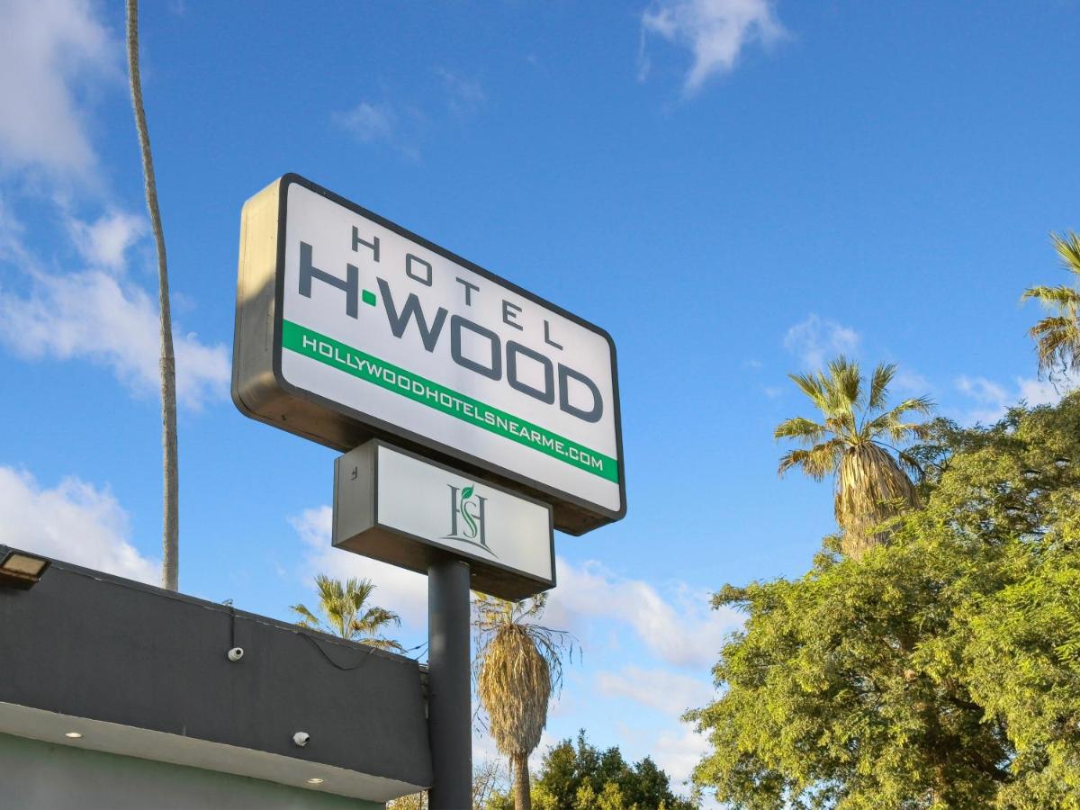 Hotel H-Wood - Housity