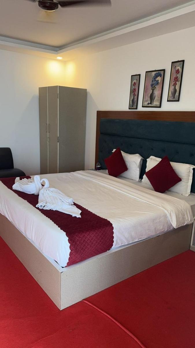 Luxurious Beach Resort Agonda - Housity
