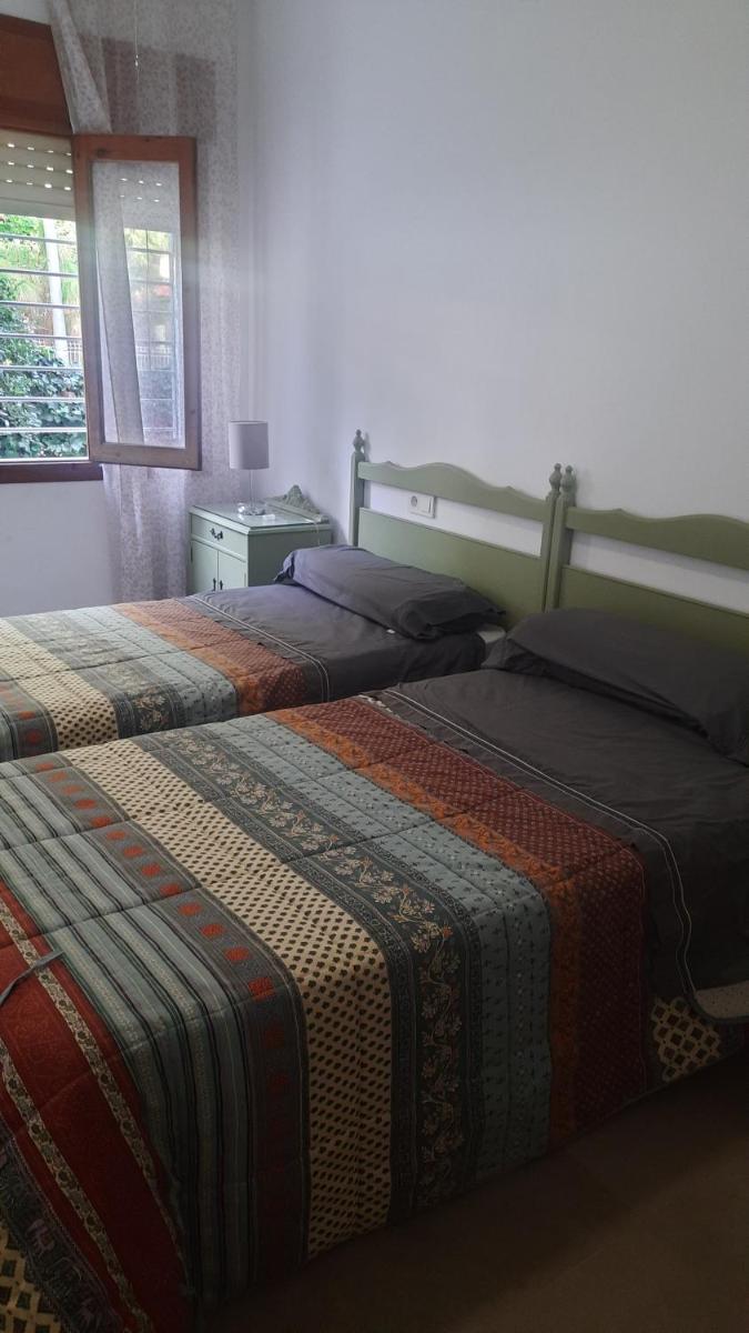 Chalet II con jardín y wifi en la playa - Housity