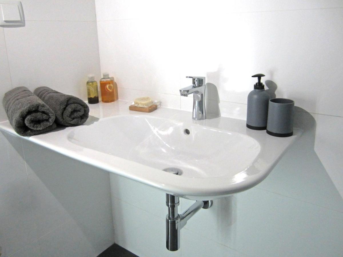 Furnas Valley - Housity