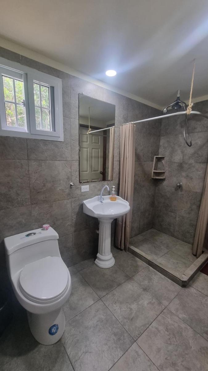 Casa con Piscina y Rancho, cerca de Estero y Playa - Housity