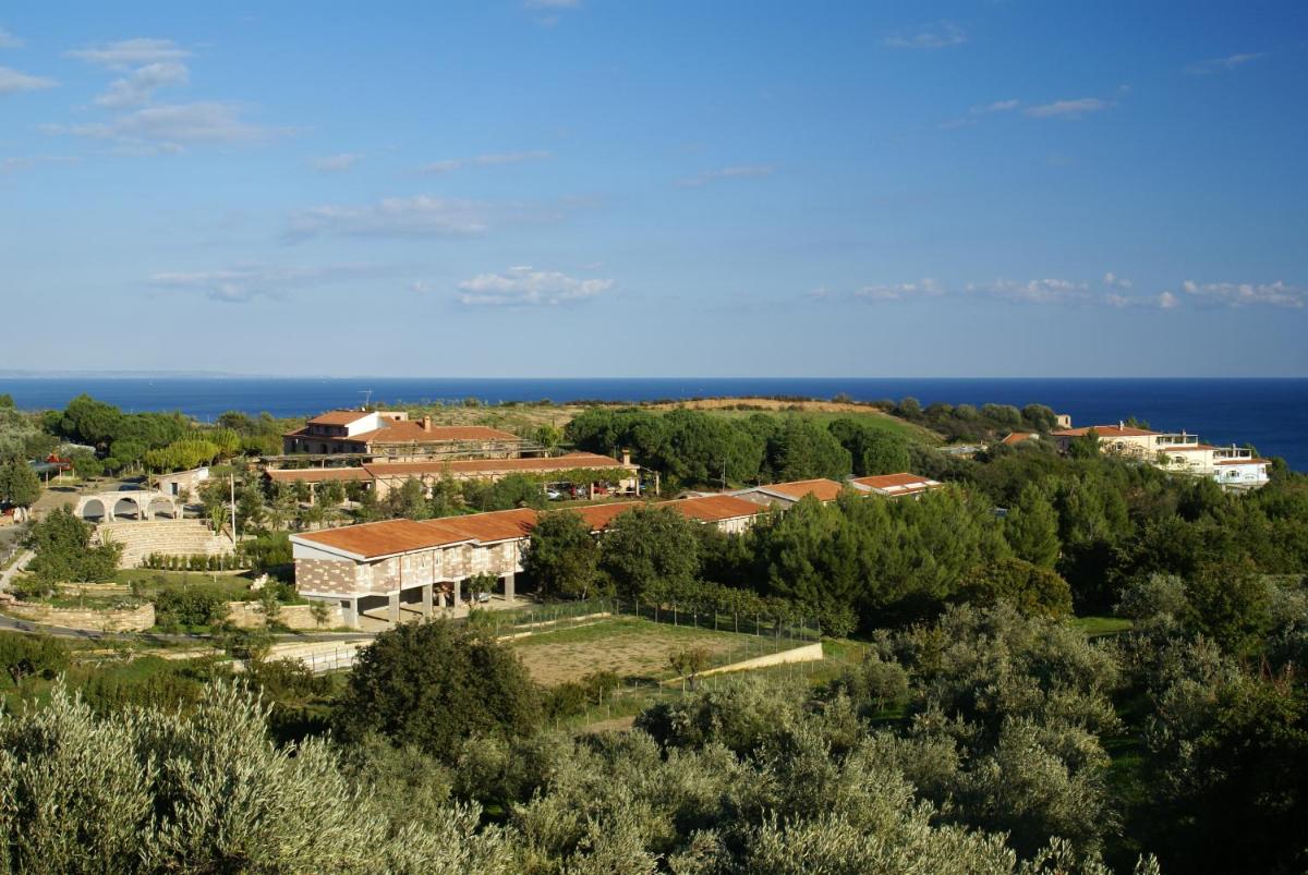 Borgo Piazza Country Farm - Housity