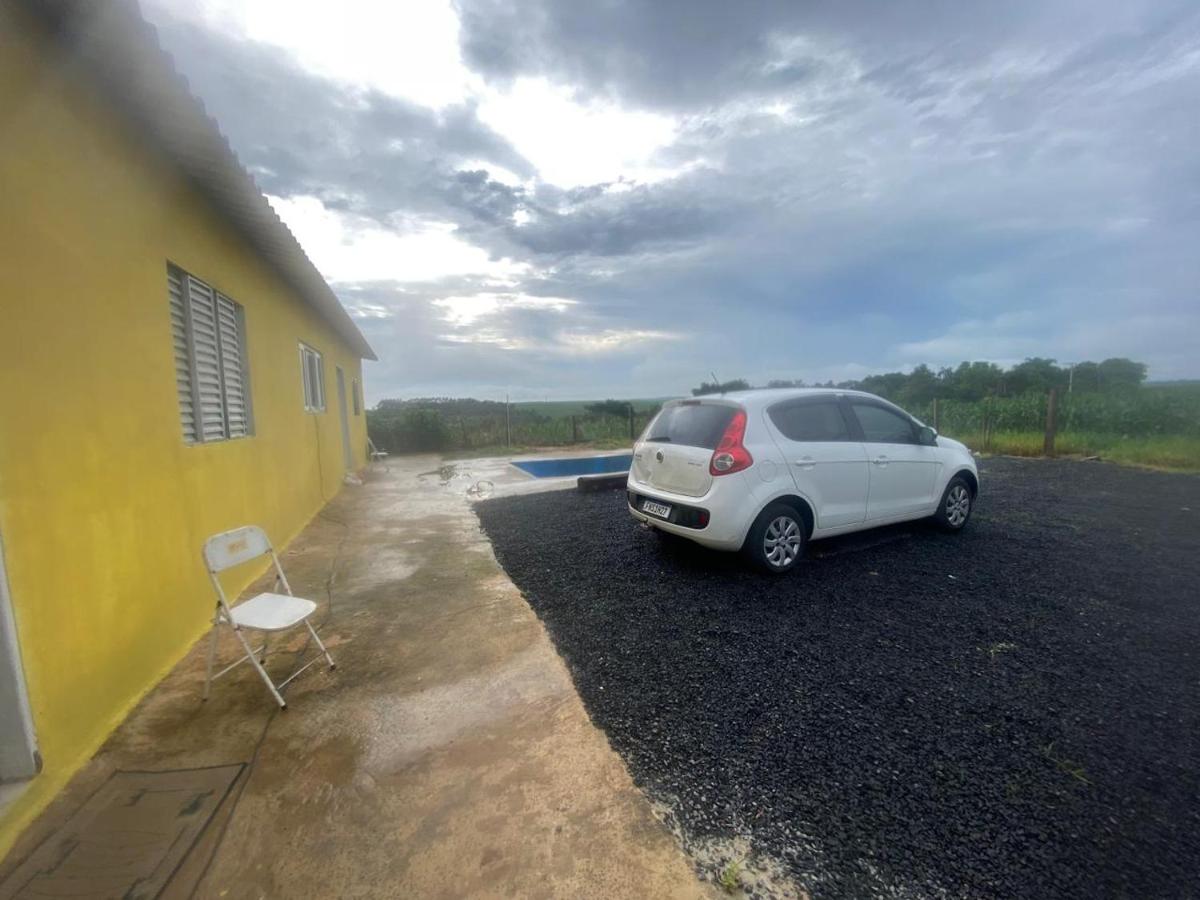 Chácara do Campo próxima ao Pesqueiro - Housity
