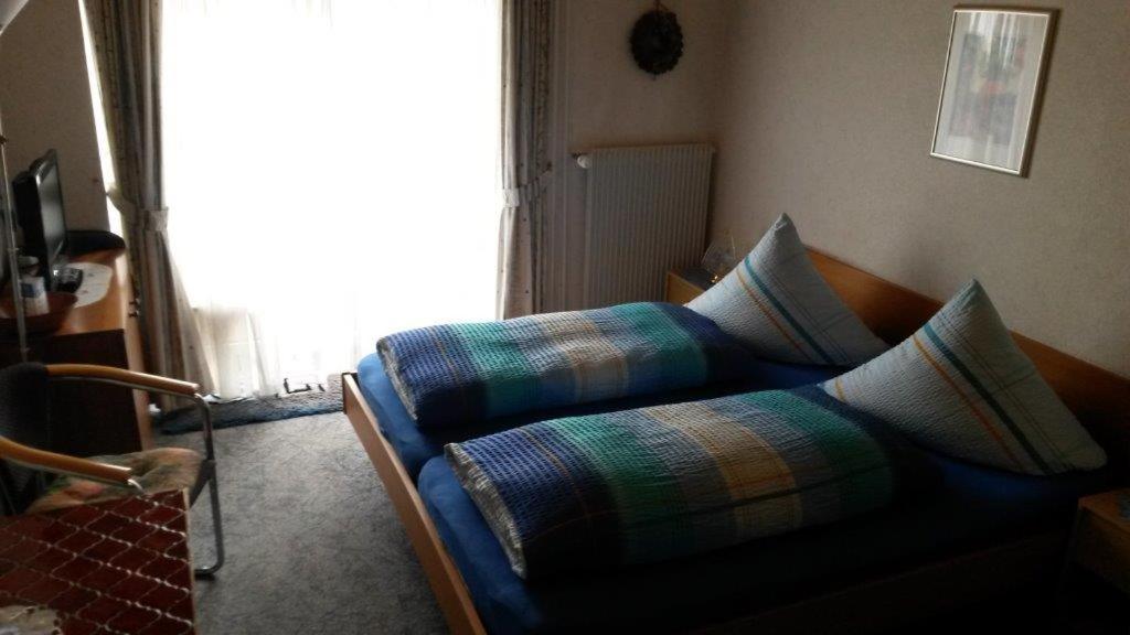 Pension Arnold Neuenburg - Housity