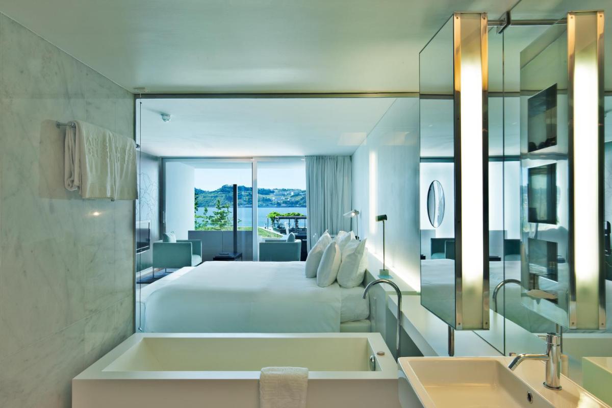 Uma cama ou camas num quarto em Altis Belem Hotel & Spa, a Member of Design Hotels