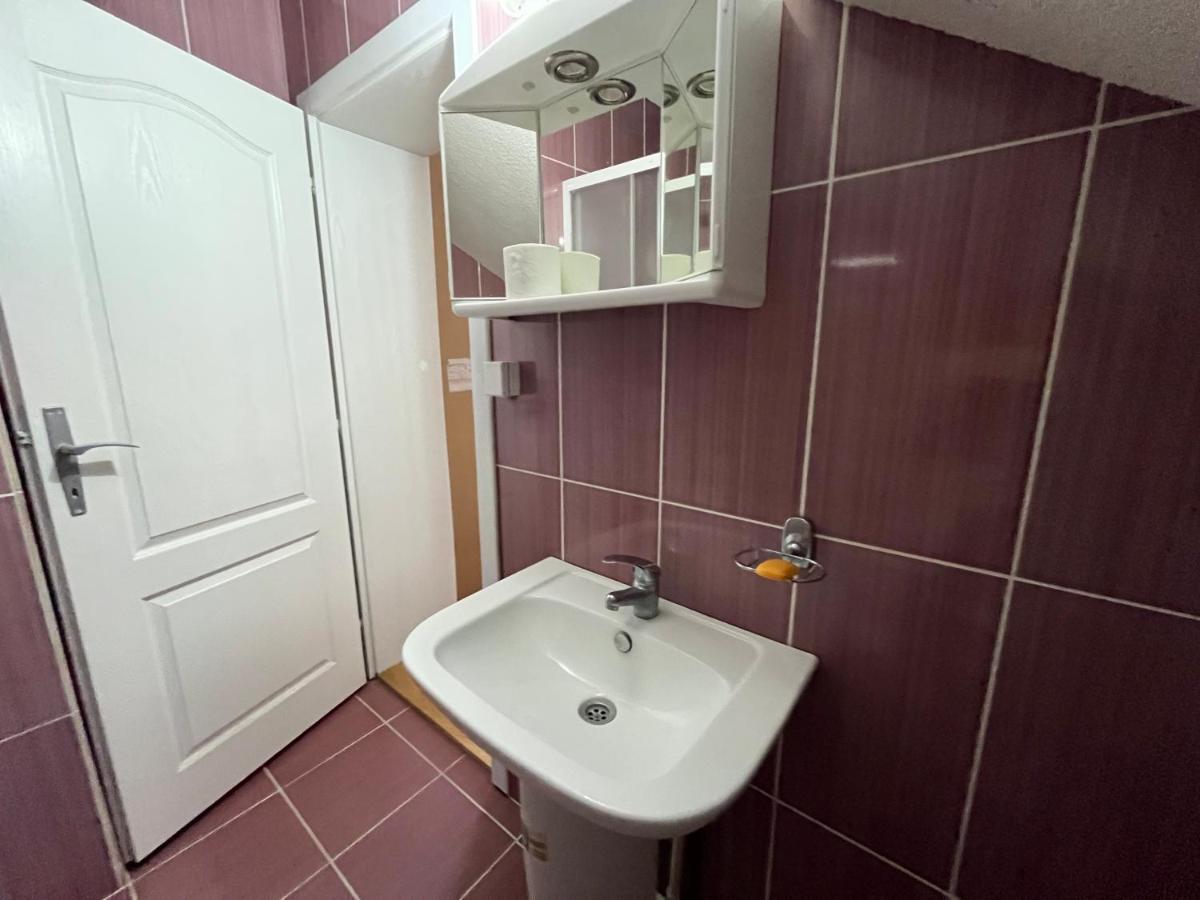 Apartments and Rooms Vicko - Housity