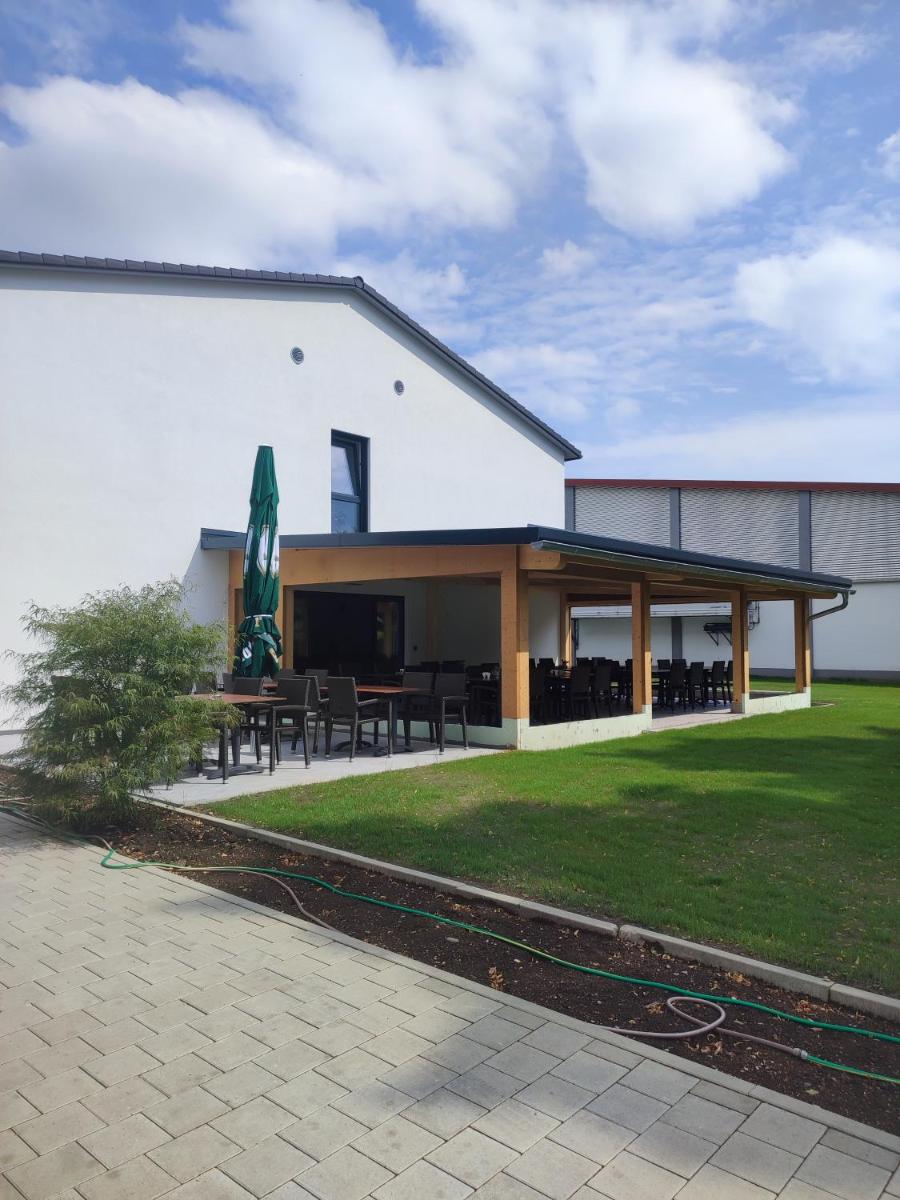 Hotel & Appartements Nice Garni - Housity