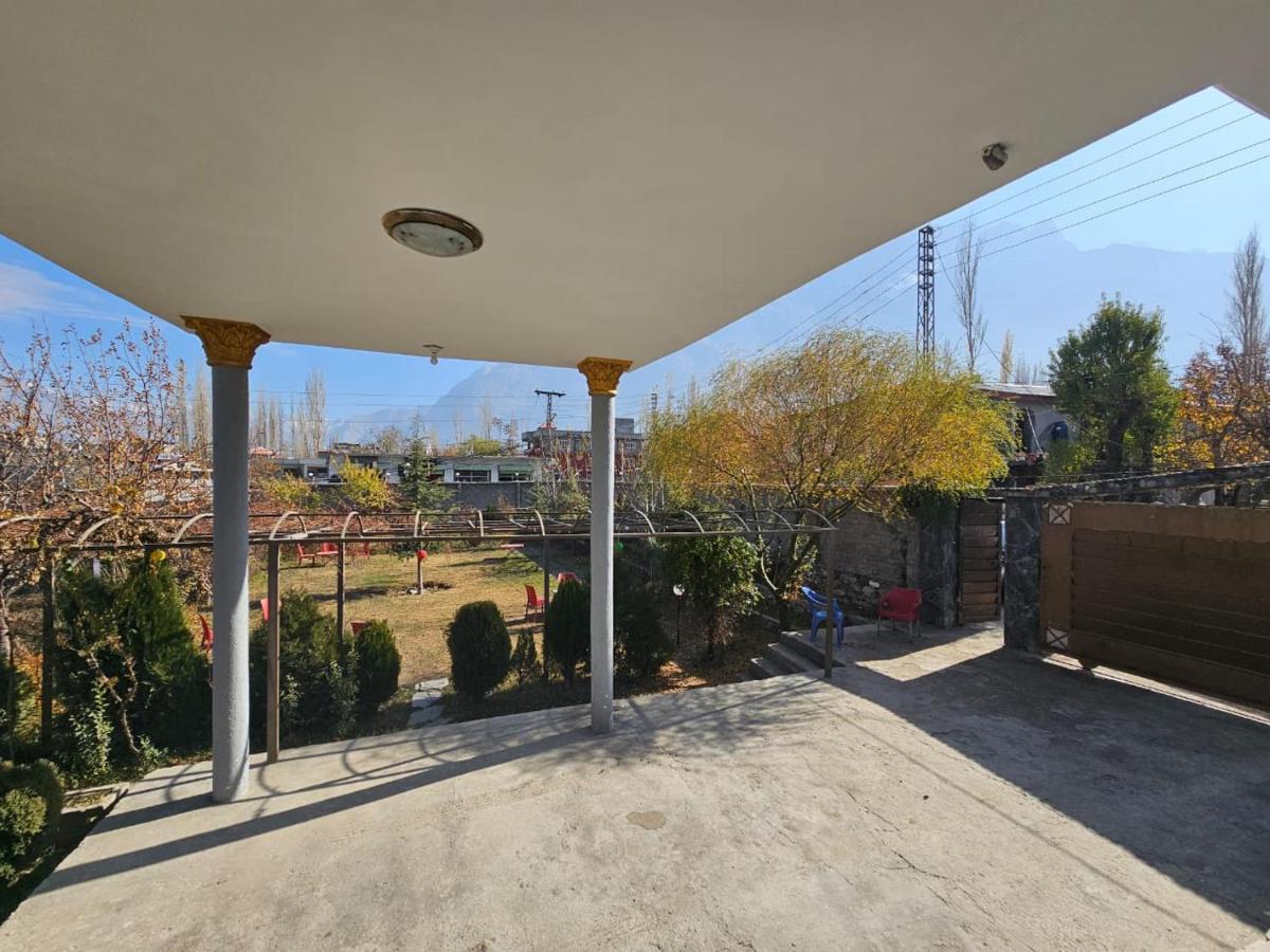 GOLDEN IBEX GUESTHOUSE SKARDUu - Housity