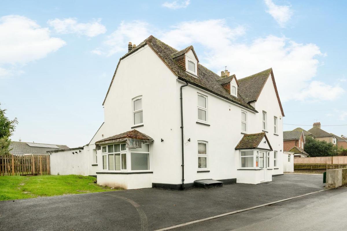 Farm House - Housity