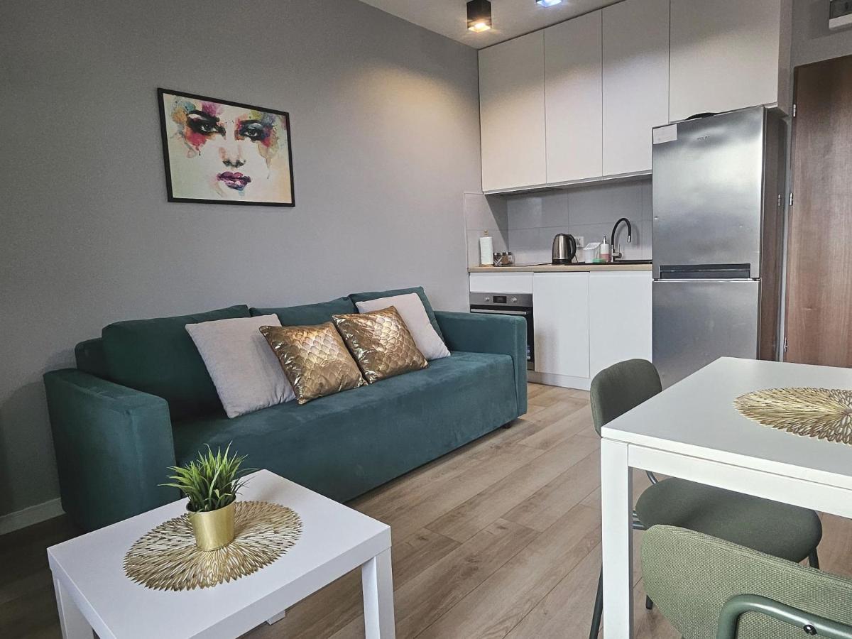 Urban Jungle - Space Apartment - Housity