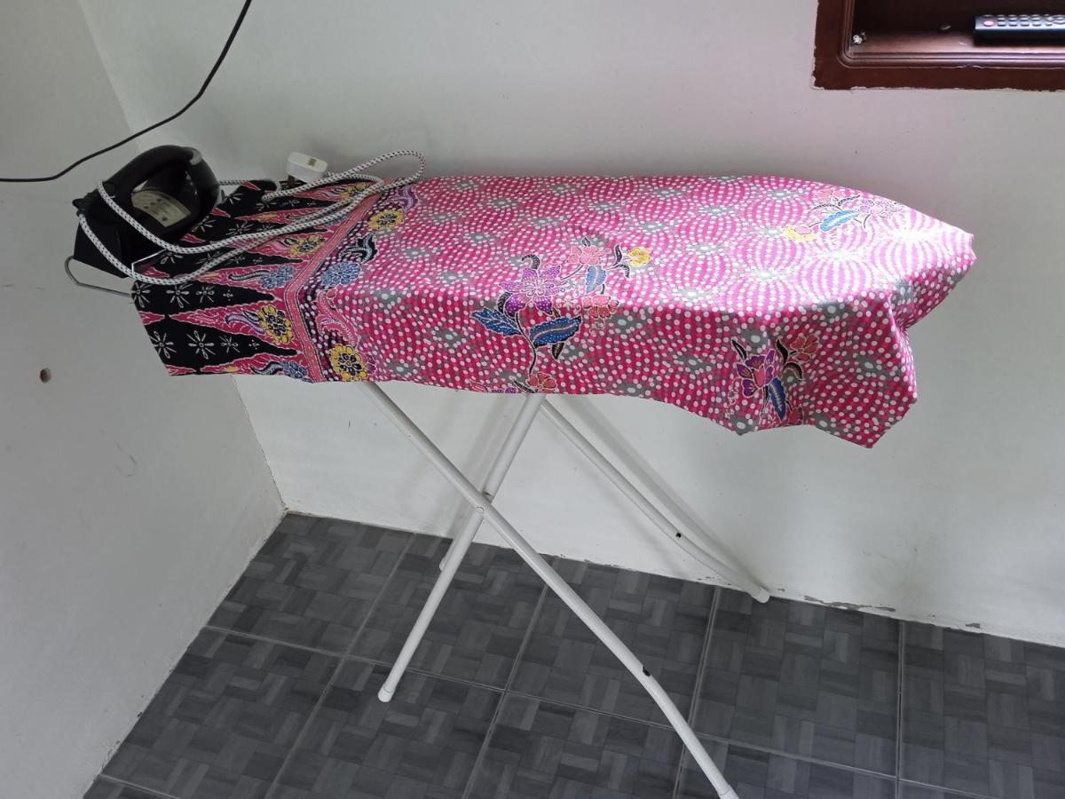 Homestay Idaman di Kuala Terengganu dengan 2 Bilik Aircond - Harga utk 1 rumah - Housity