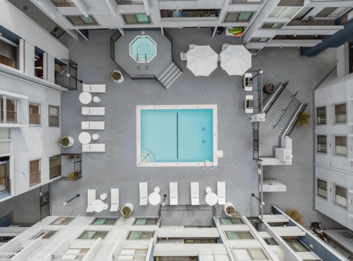 Cozy Private Condo near Hall of Fame in Hollywood - Housity