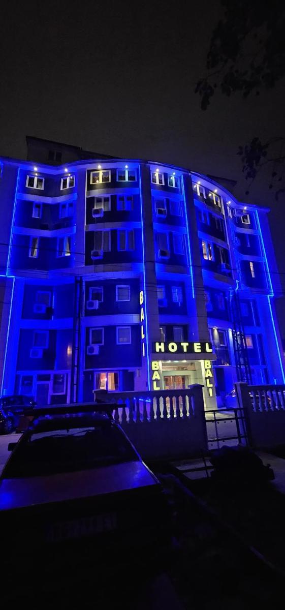 Bali Colosseum Hotel - Housity