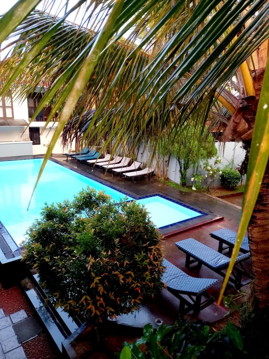 Villa Tangalle Lagoon - Housity