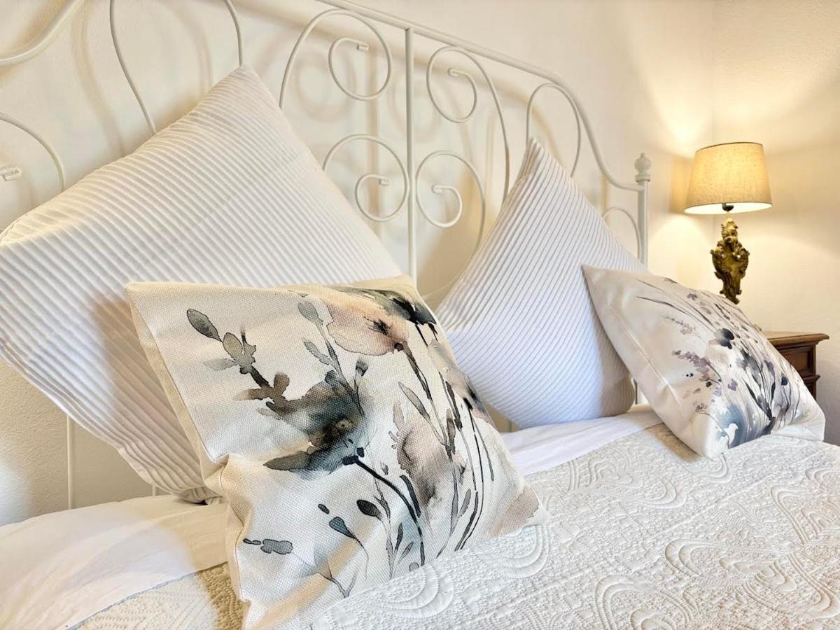 DaLu Florence apartment Lucilla - private car park 15 minutes to the city center - Housity