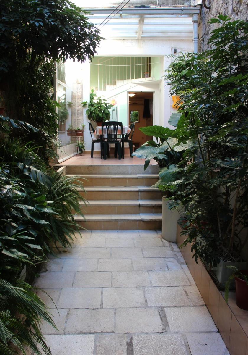 Apartments Ivica Split - Housity