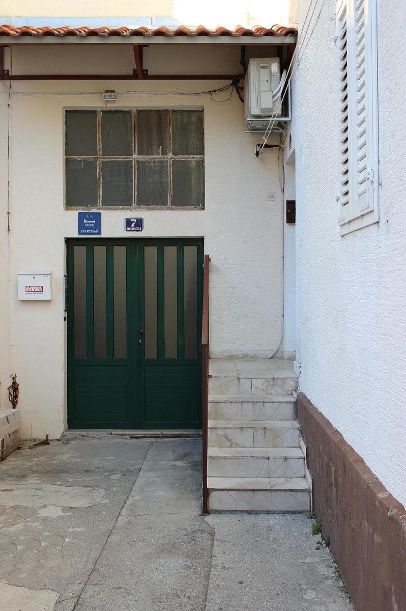 Apartments Ivica Split - Housity