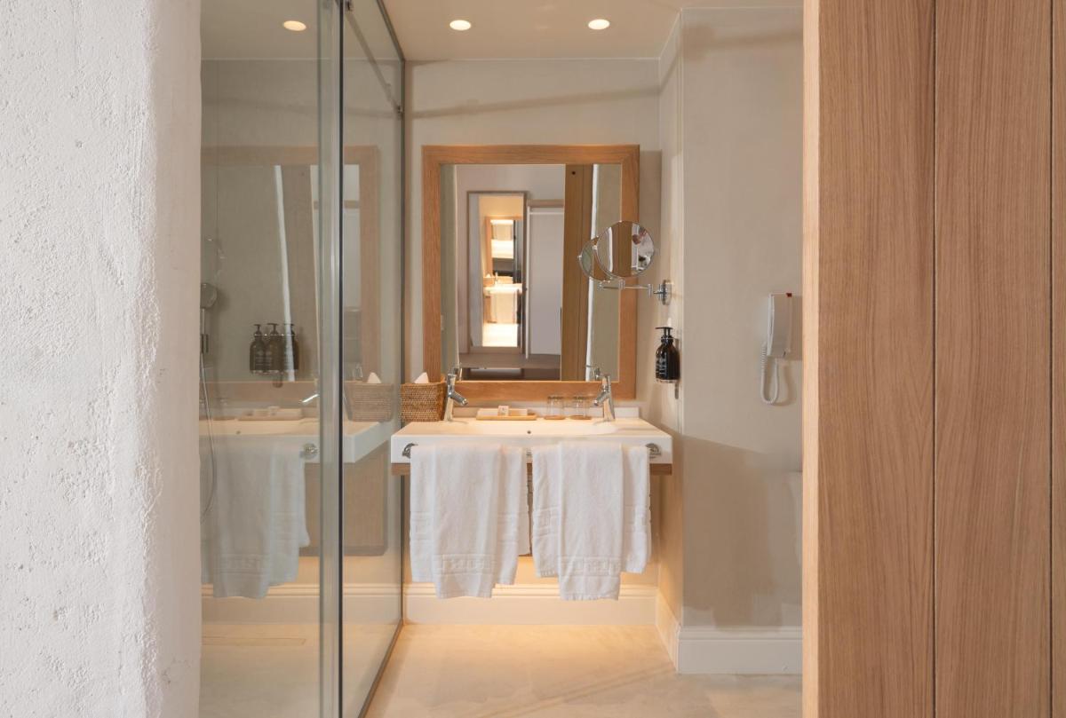 Un baño de DAIA Slow Beach Hotel Conil - Adults Only Recommended