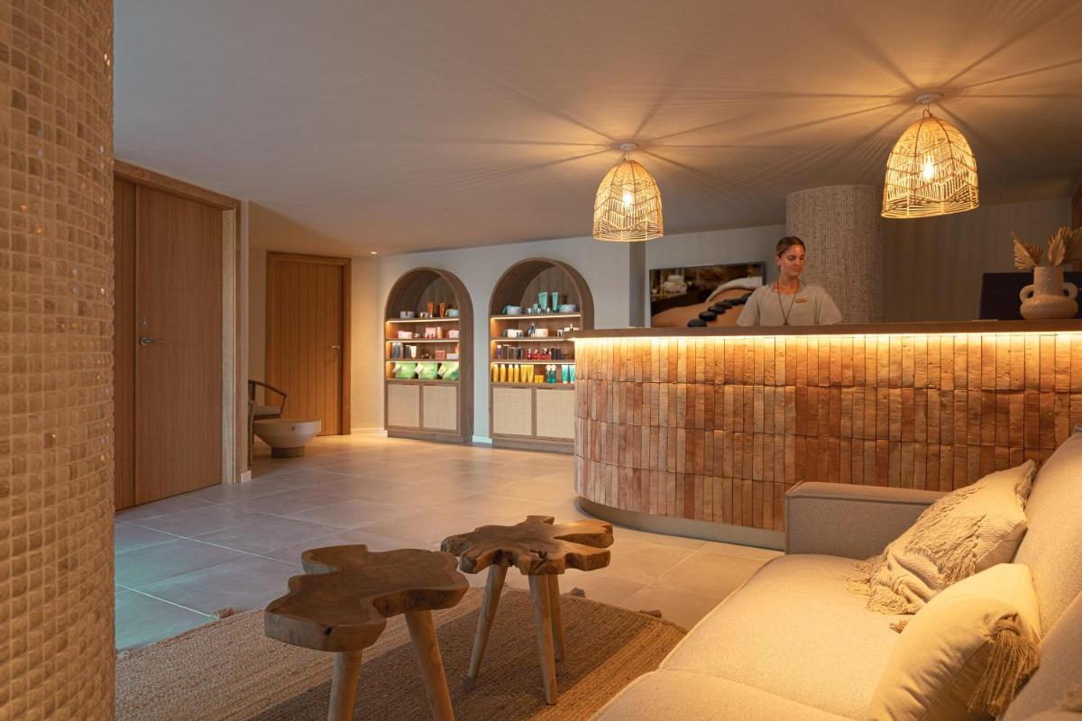 Zona de estar de DAIA Slow Beach Hotel Conil - Adults Only Recommended