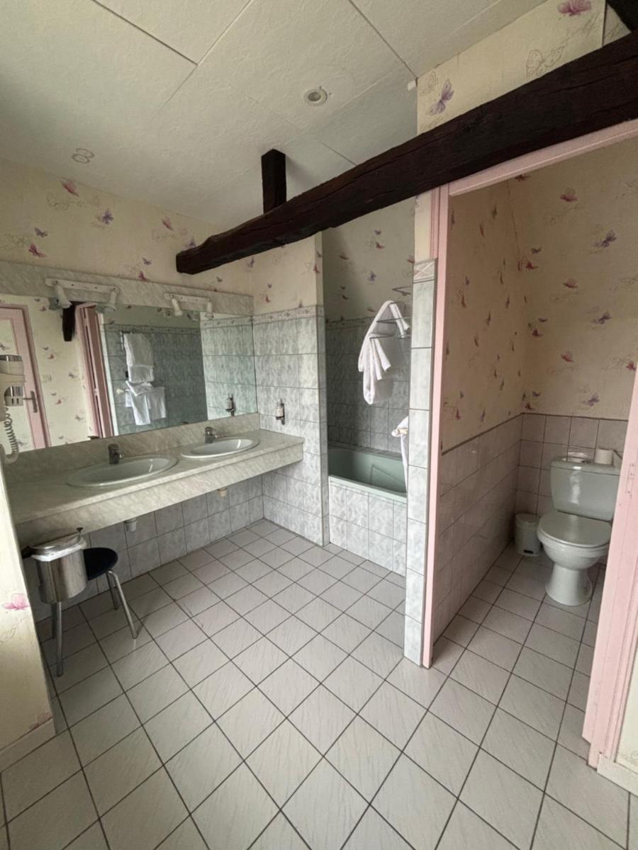 Hotel Le Bon Laboureur - Housity