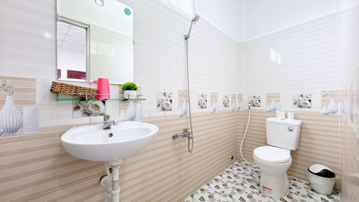 Quoc Dinh Guest House - Housity