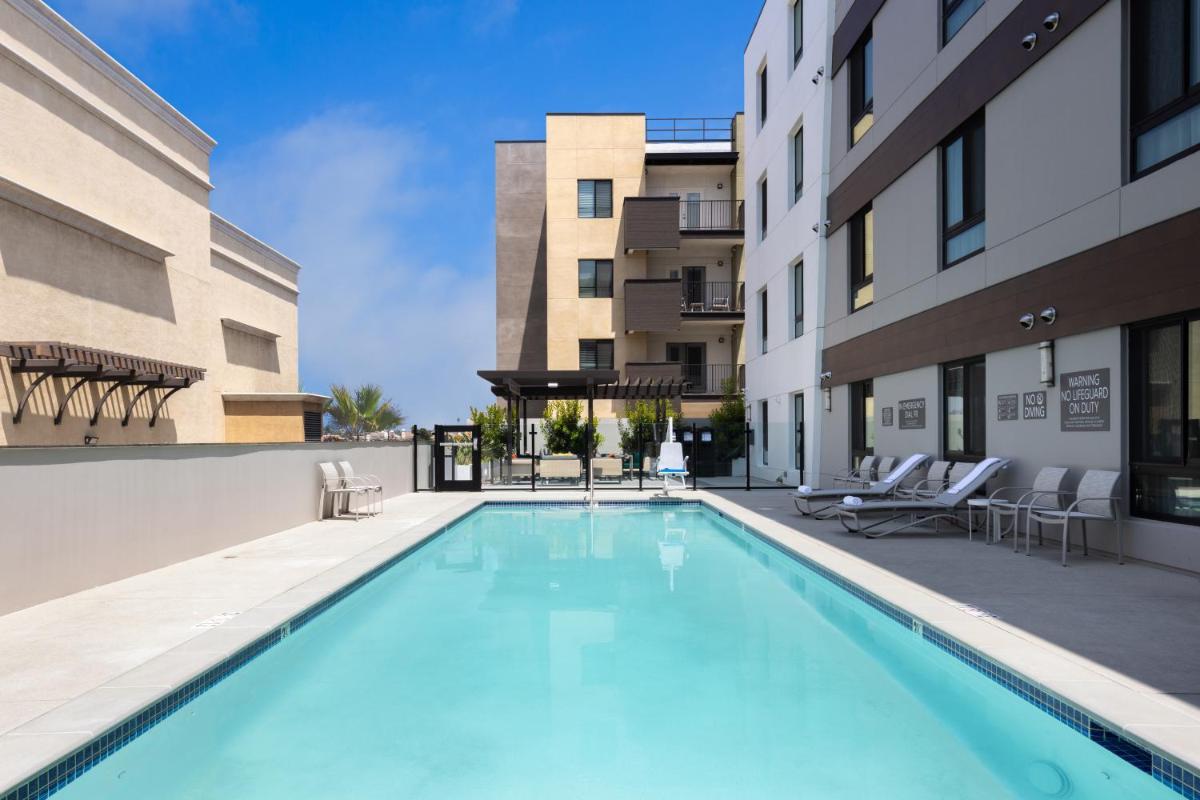 Holiday Inn & Suites Monterey Park – Los Angeles, an IHG Hotel - Housity