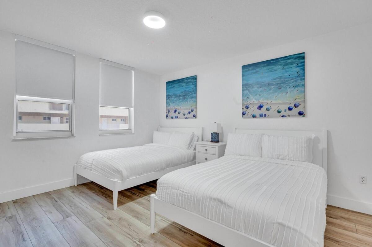 Luxury Beach Vacation - Housity