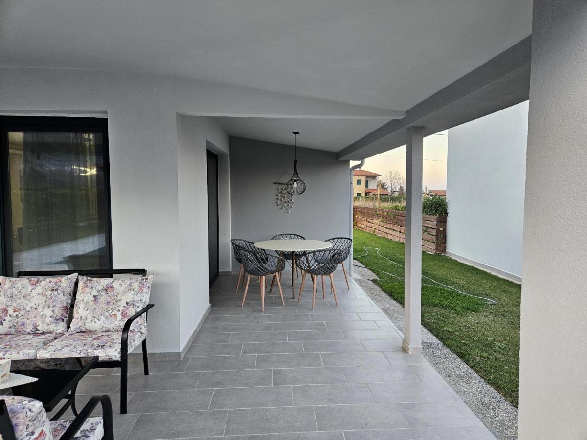 OLYMPUS Paradise 4 - Housity