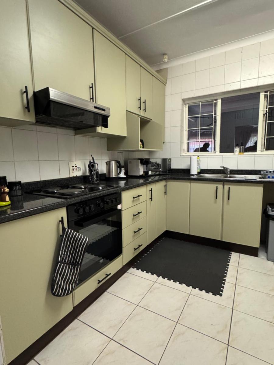 Lincoln Place, Farningham Ridge - Housity
