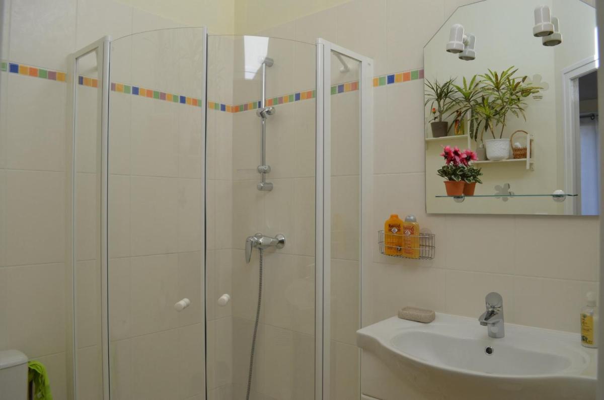 Couette Et Cafe Crème - Housity