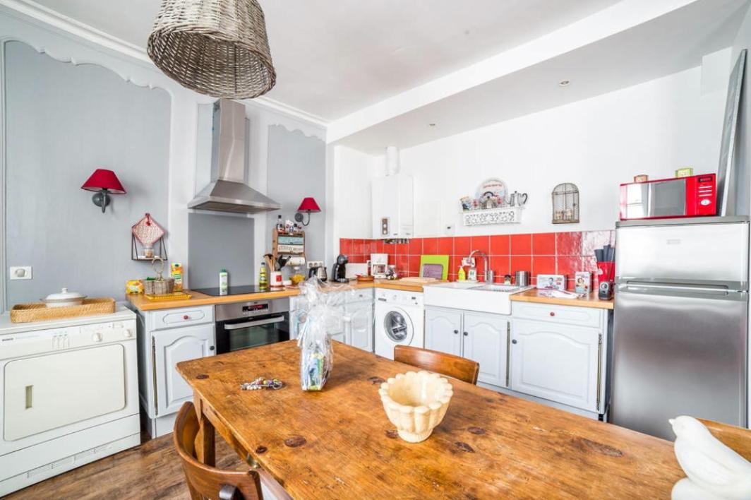 Appartement de charme coeur historique parking privé - Housity