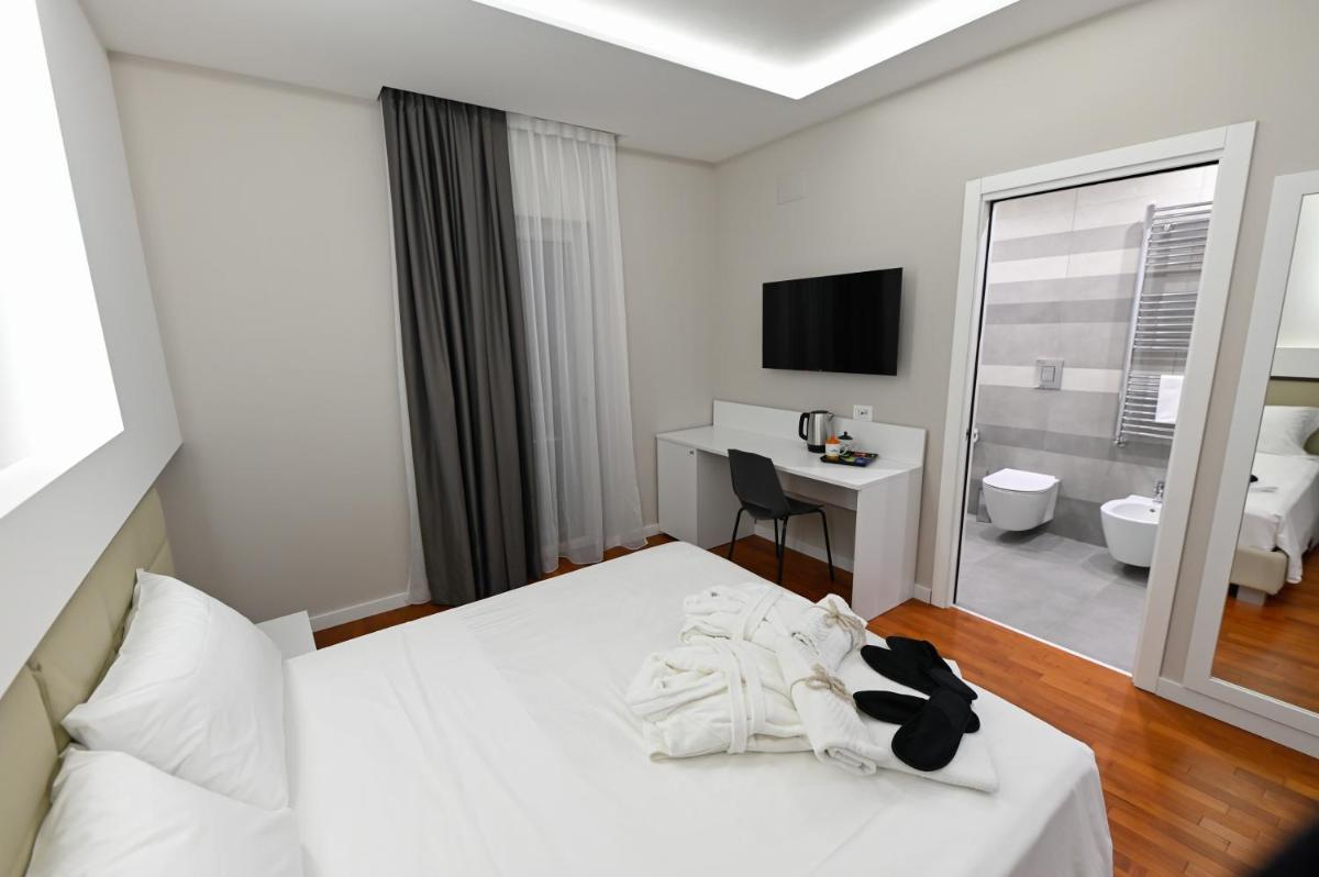 Hotel Hypnos - Housity