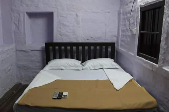 Madhur Villa Guest House - Housity