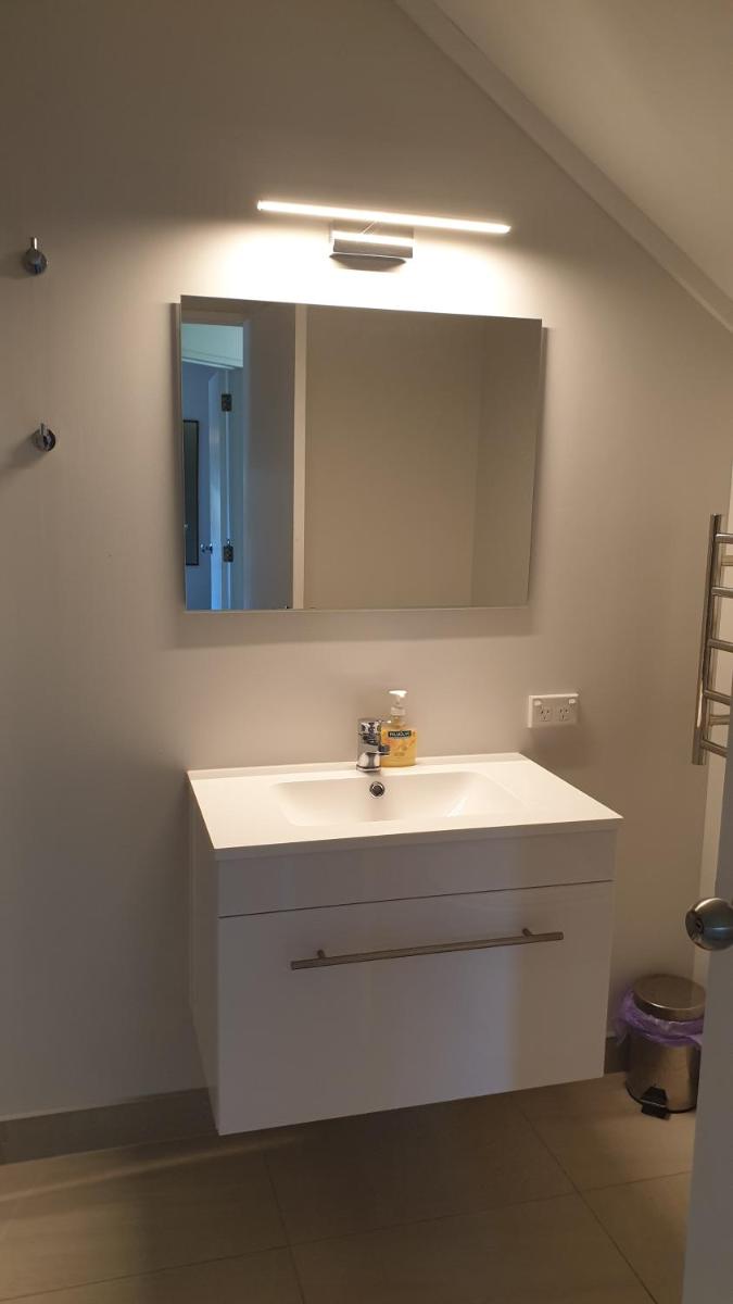 Beachsider Whitianga - Hizvo