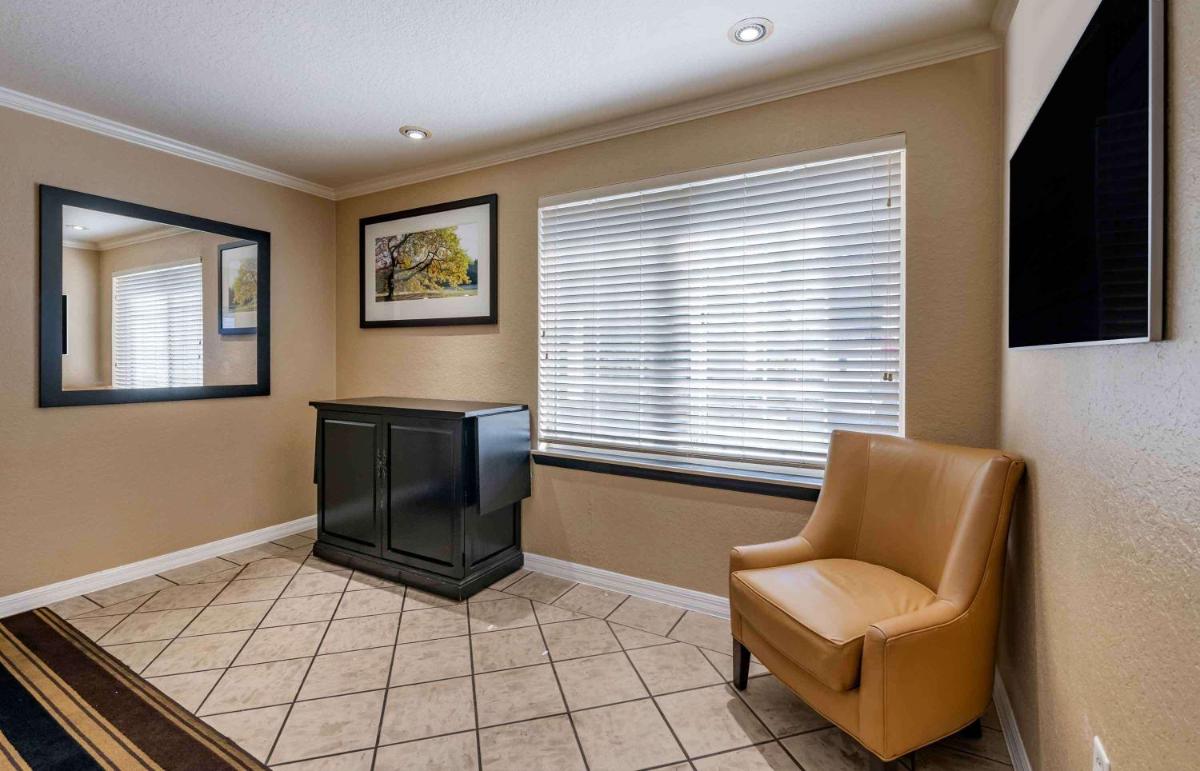 Extended Stay America Suites - Orlando - Altamonte Springs - Housity