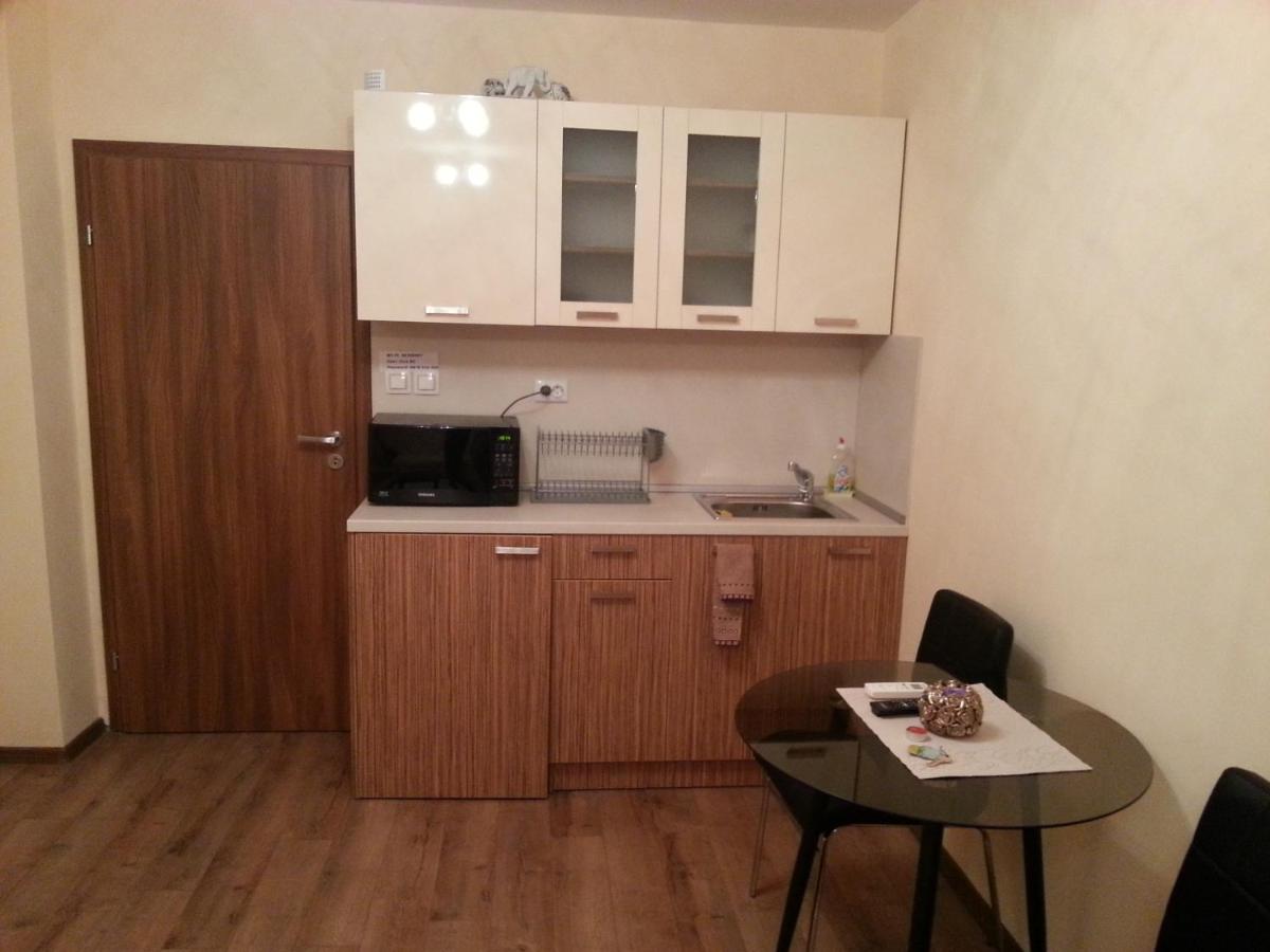 Studio Zora - Housity
