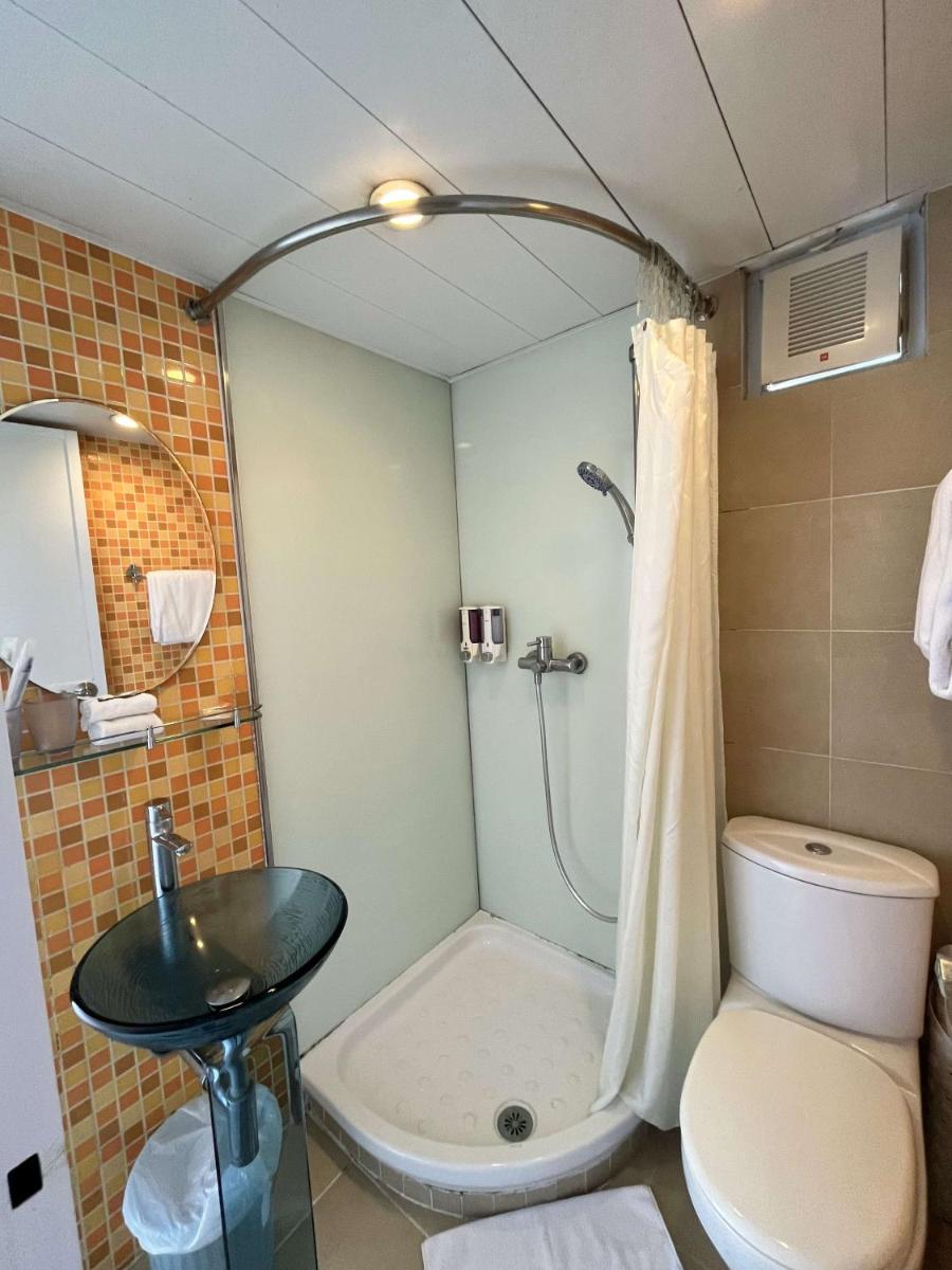 B & B Cheung Chau - Housity