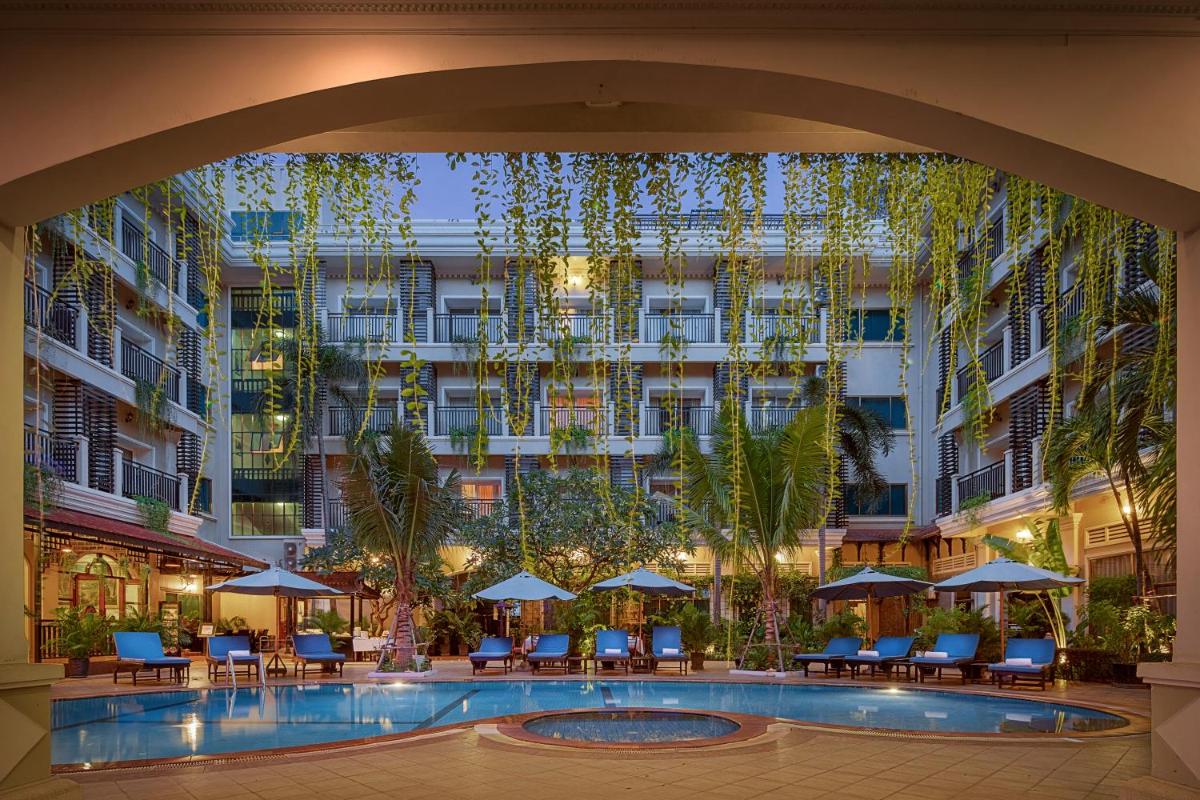 Angkor Holiday Hotel - Housity