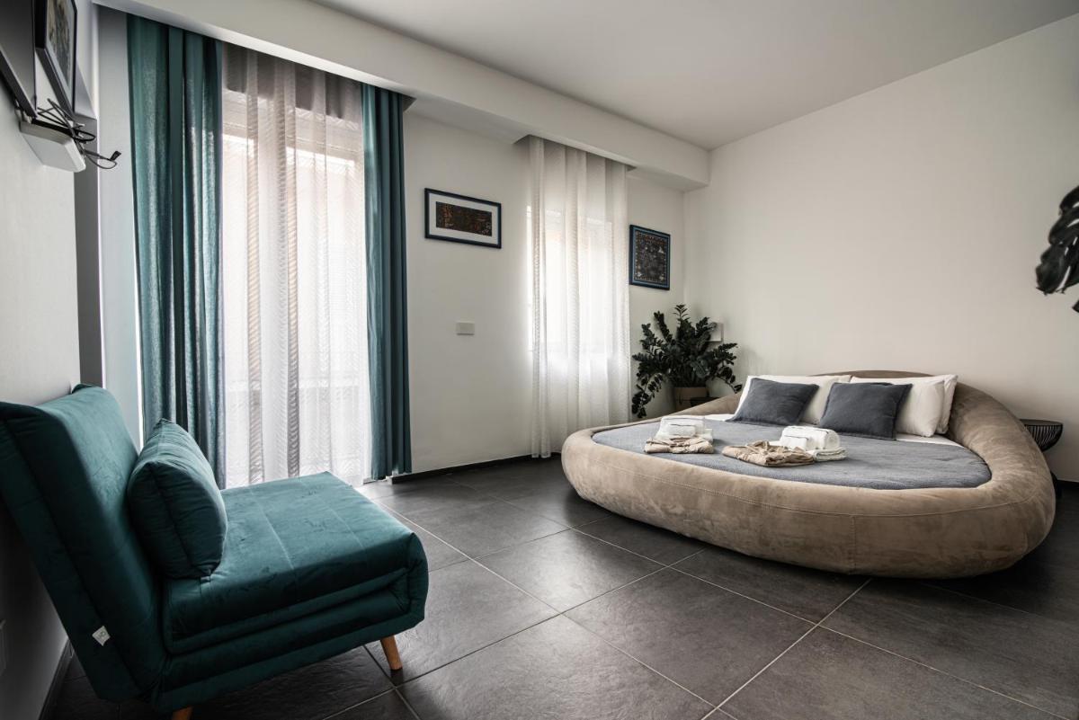 Luxury B&b Euphorbia - Housity