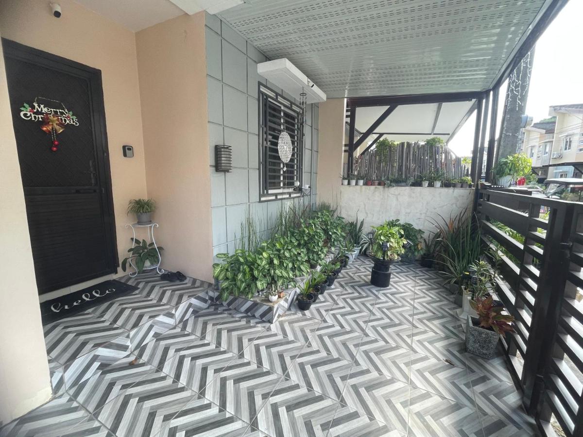 Mago Nouveau Residence 3bdrm-3bath Subdivision - Housity