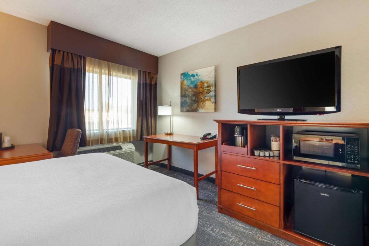 Clarion Inn - Housity