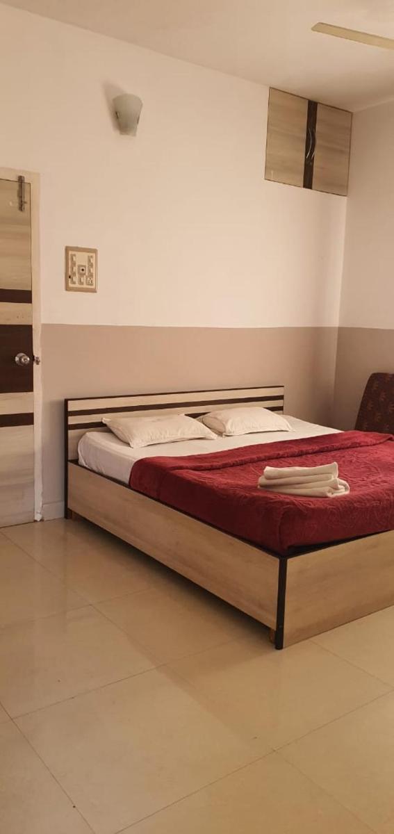 Hermit crab 19 - Housity