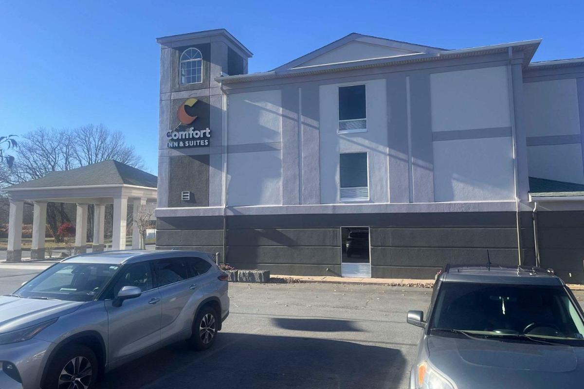 Comfort Inn & Suites Mount Pocono - Housity