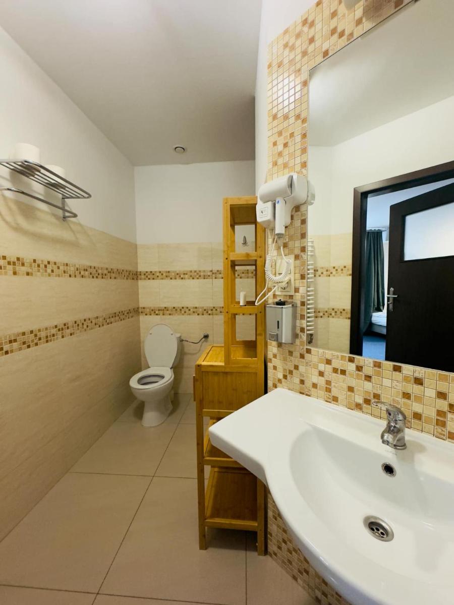 Magiczna Farma Hotel Obiady Mąka i Magia - Housity
