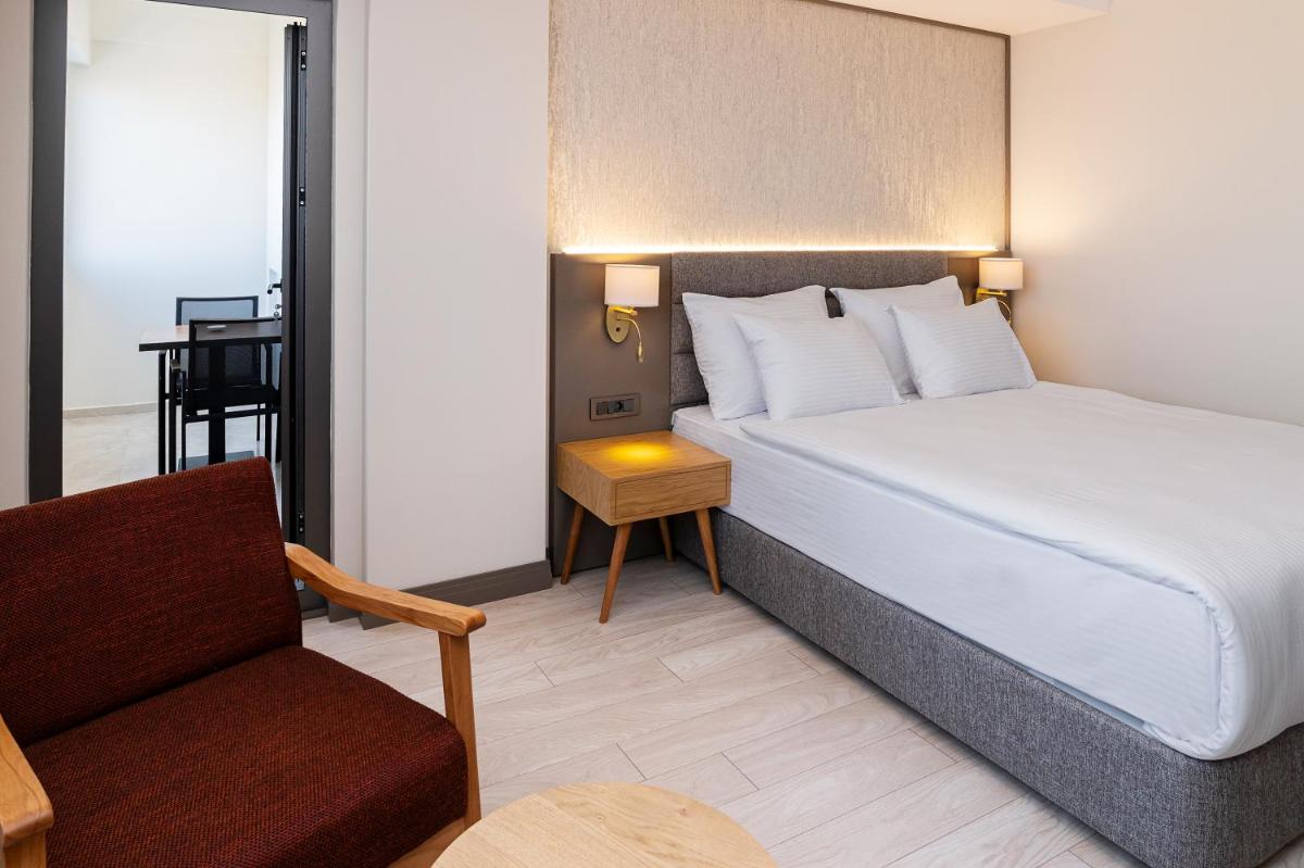 The Emporia Hotel - Housity