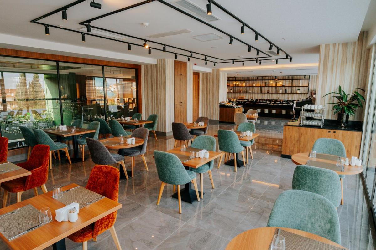 The Emporia Hotel - Housity